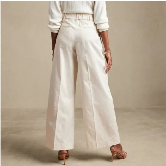 NWT! Banana Republic New British Kahki Palazzo Wide-Leg Chino Pant - Size 2P - Picture 3 of 3
